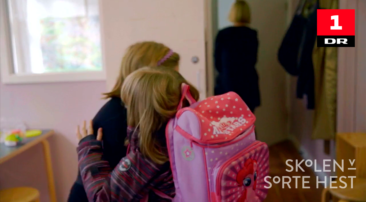 maiaThora2 Dea i undervisning på skolen. Vi håber snart at hverdagen vender tilbage som vi kender den på SvSH.